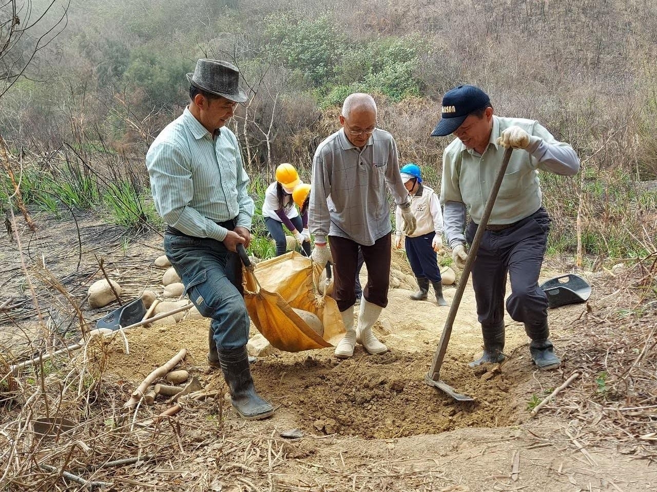 牧羊古道 廢棄半世紀後手作修復
