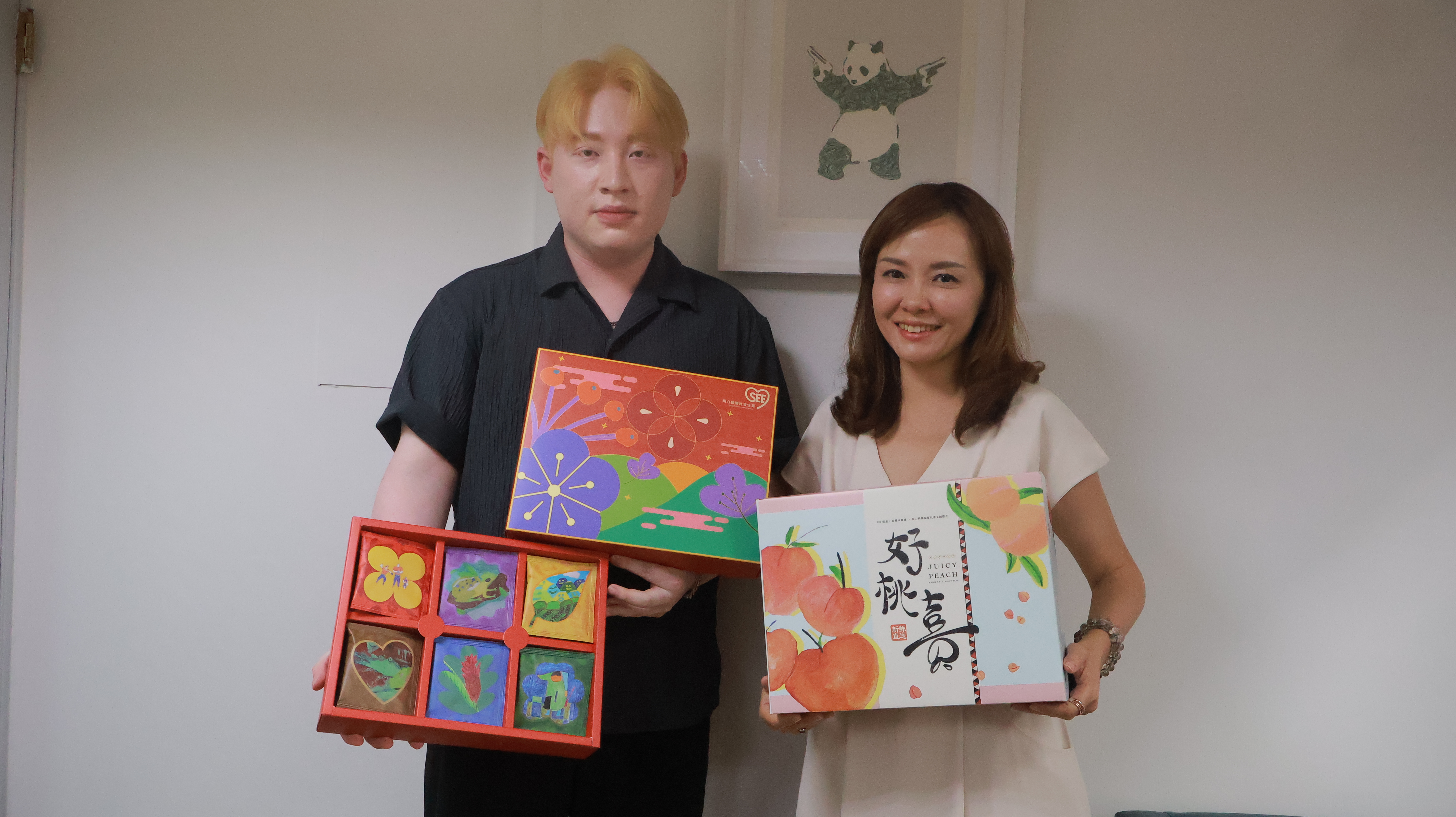 偏鄉童畫躍上禮盒 泰雅桃和坪茶香成最美公益