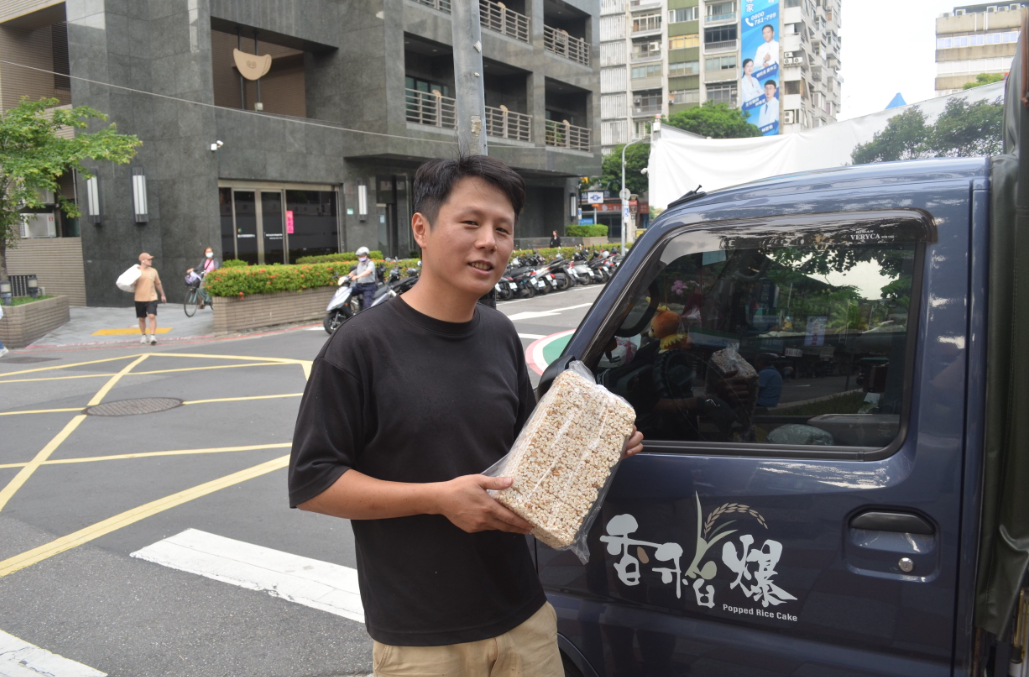 「砰」聲再現古早味 張明晨爆米香傳承記憶