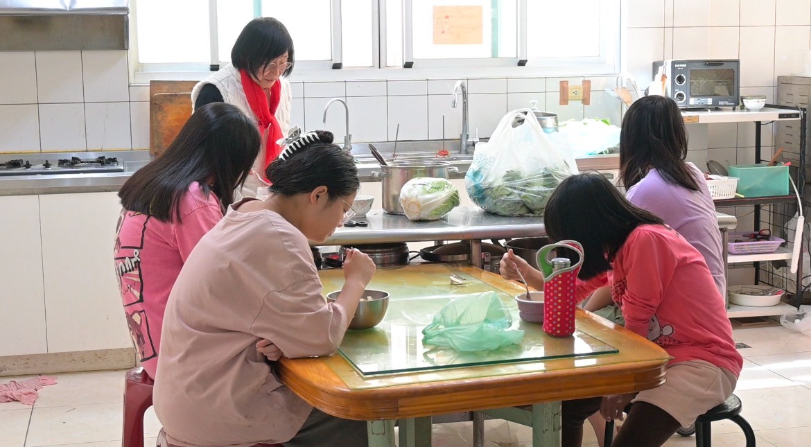 24小時愛的陪伴 創路學園為迷途少年找新路